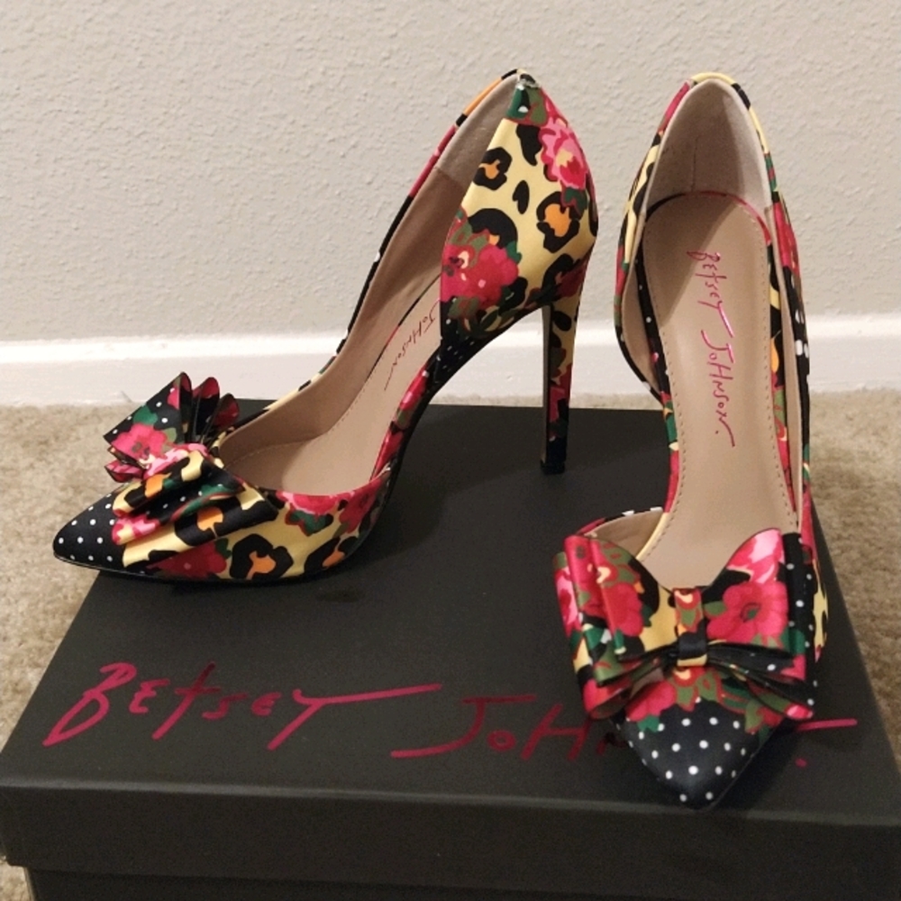 Betsey Johnson Prince D'Orsay